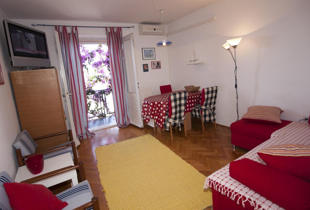 Apartments Barka Tučepi Pokój zdjęcie